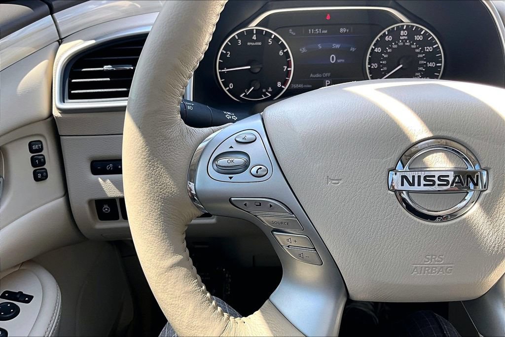 Used 2018 Nissan Murano Platinum w/ Cargo Package FWD image 11