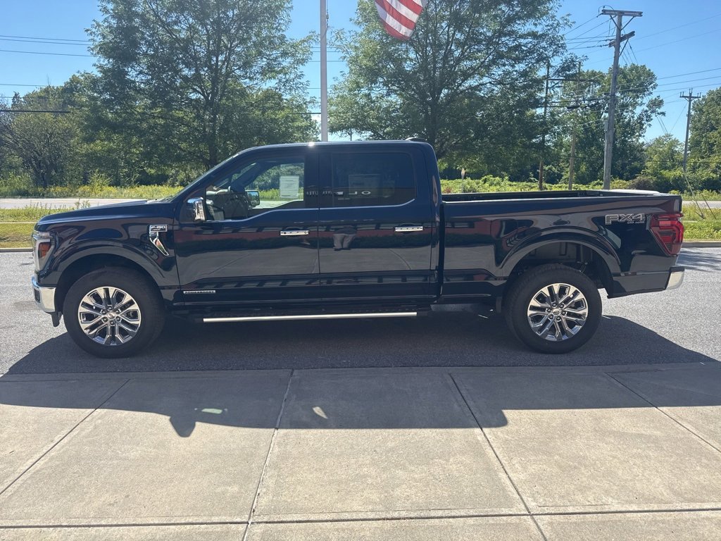 New 2025 Ford F150 Lariat w/ Equipment Group 502A High image 4
