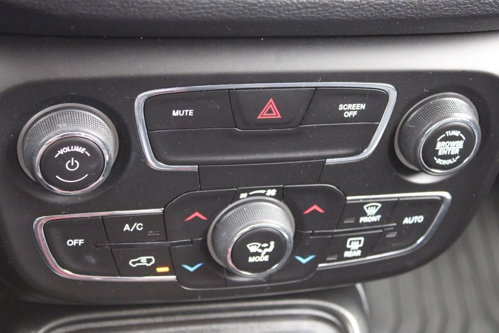 Used 2019 Jeep Compass Trailhawk image 37