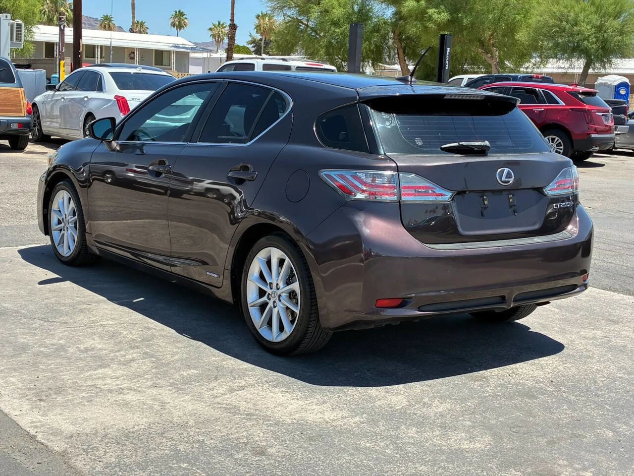 Used 2013 Lexus CT 200h w/ Premium Pkg w/Navigation FWD image 4