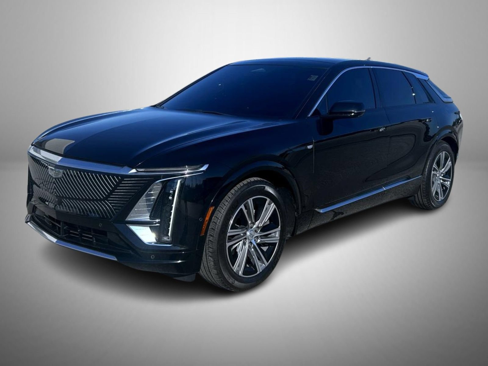 Certified 2024 Cadillac Lyriq Luxury AWD/4WD image 1