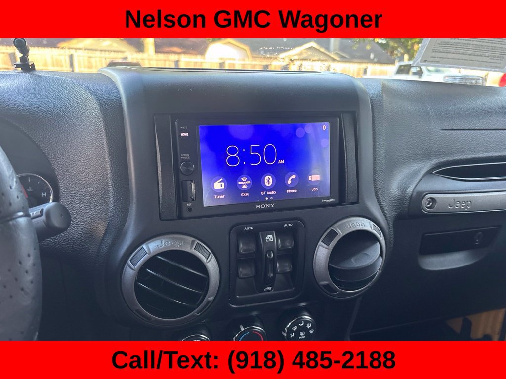 Used 2015 Jeep Wrangler Unlimited Sport w/ Quick Order Package 24S AWD/4WD image 12