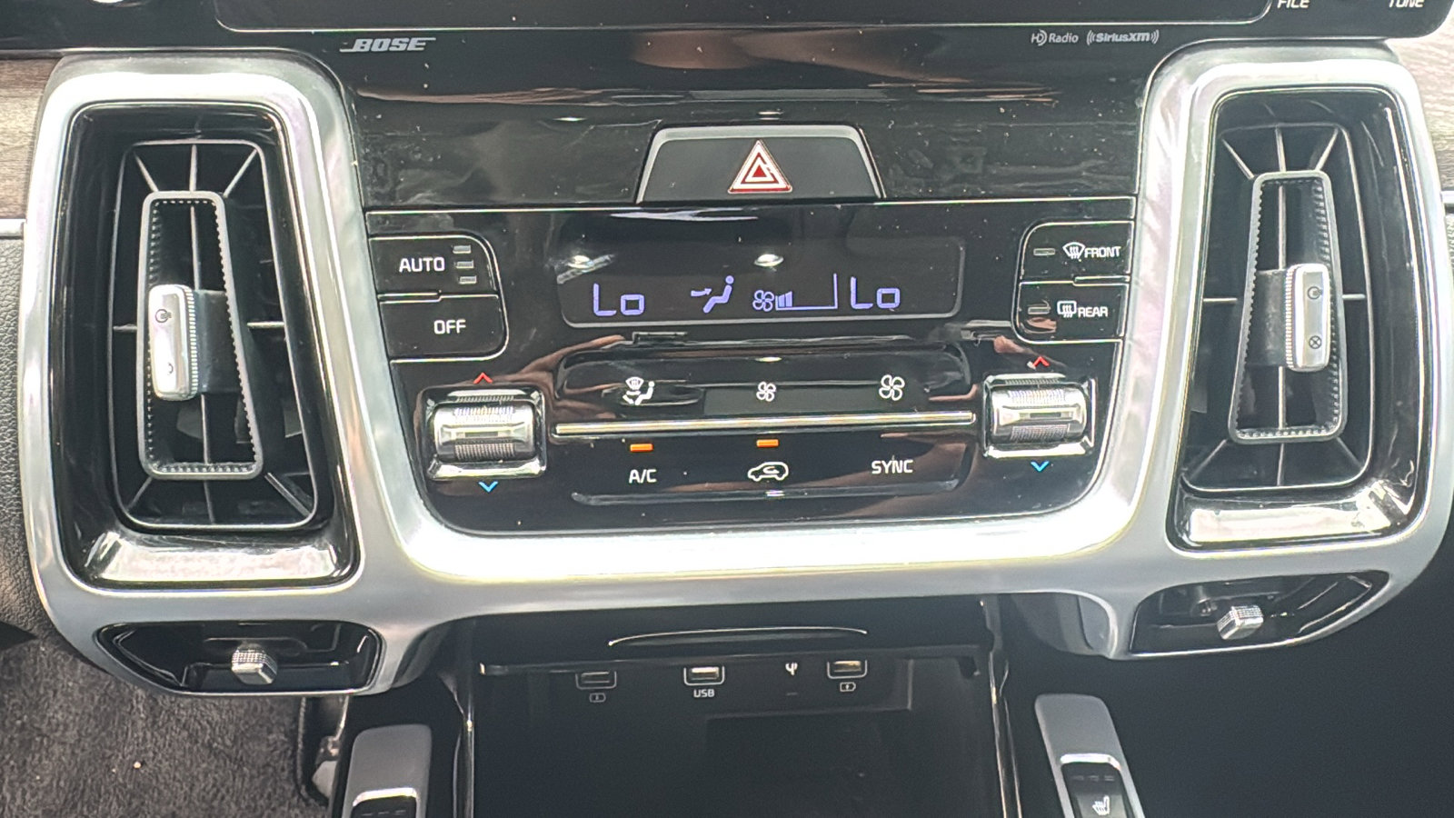 Used 2022 Kia Sorento SX Prestige AWD/4WD image 21