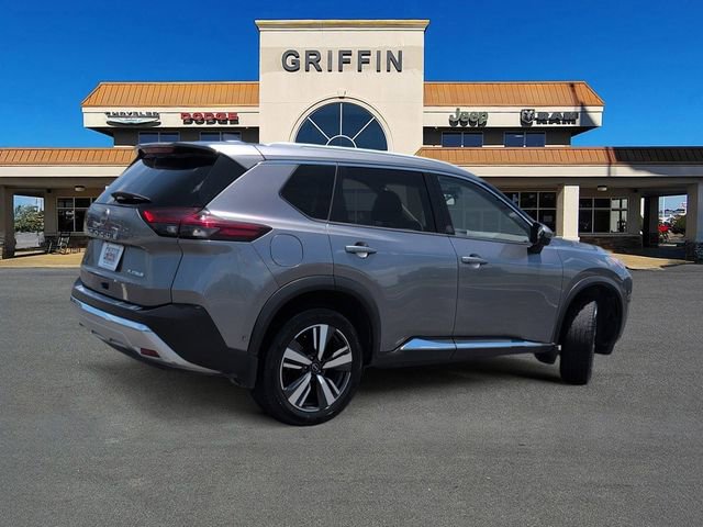 Used 2023 Nissan Rogue Platinum w/ Platinum Premium Package FWD image 4