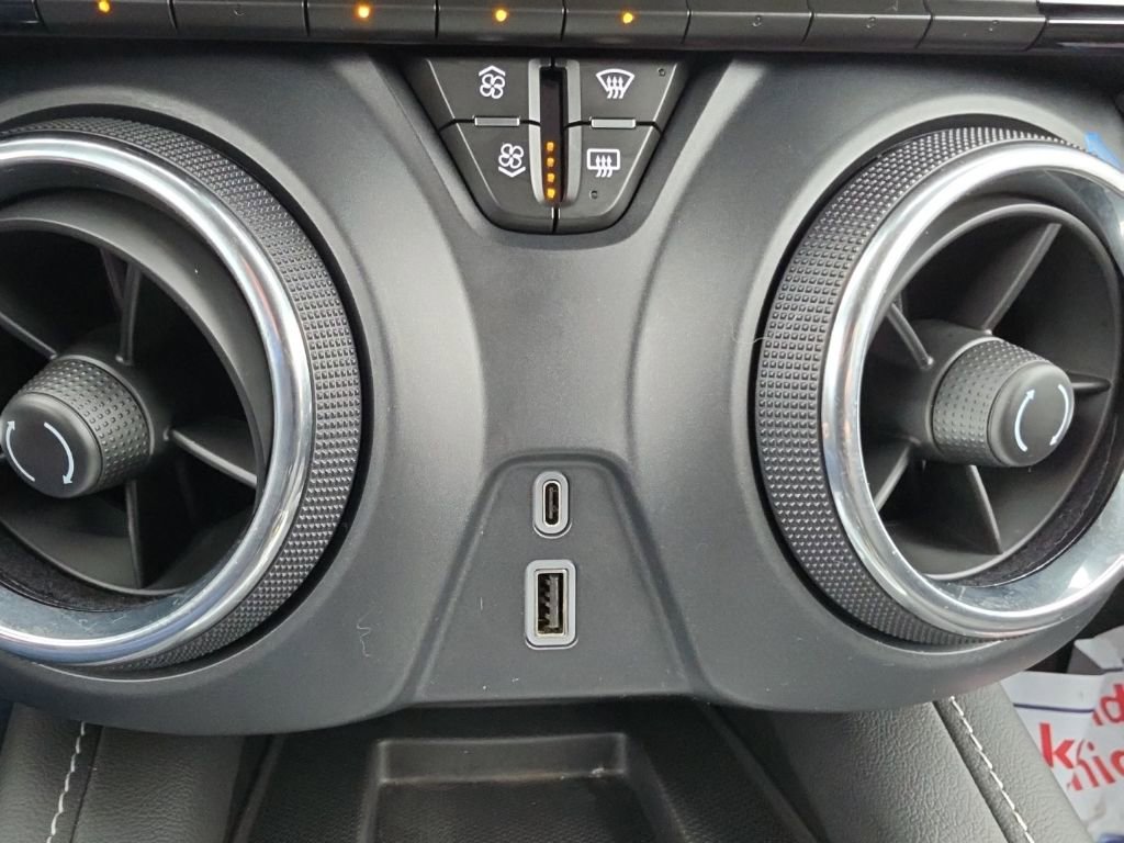 Certified 2023 Chevrolet Blazer LT w/ Convenience Package image 21