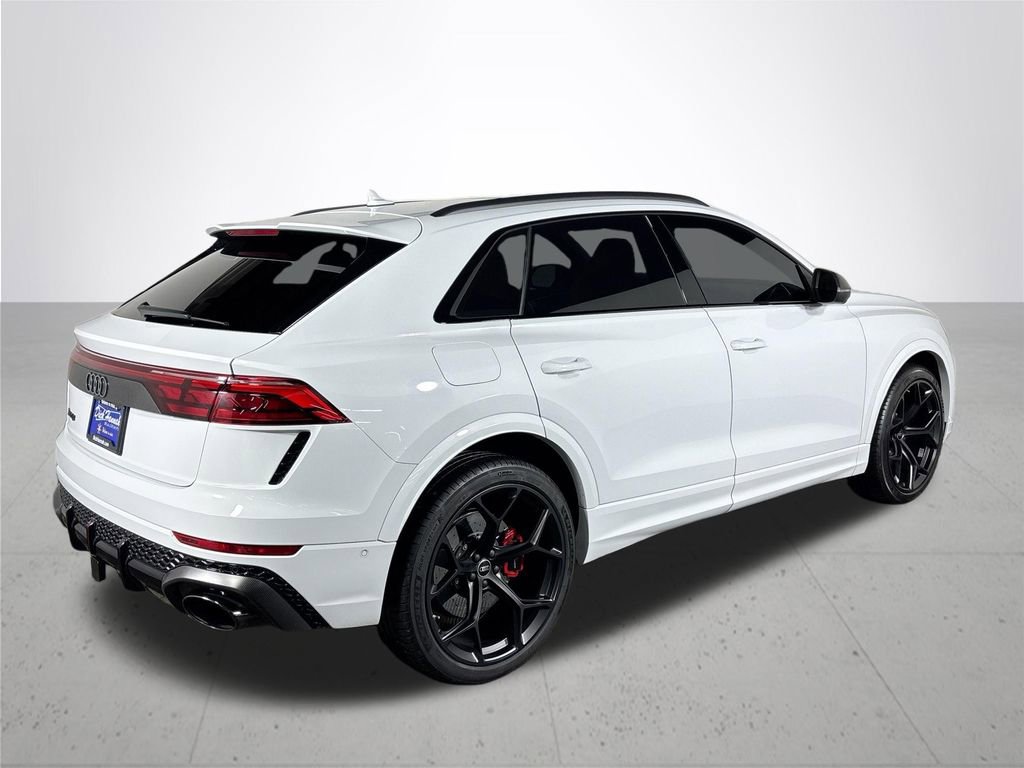 Used 2025 Audi RS Q8 performance image 7