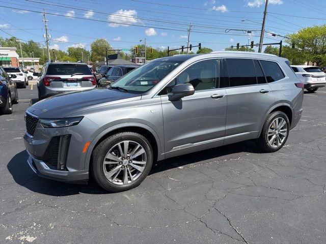 Used 2021 Cadillac XT6 Premium Luxury AWD/4WD image 3