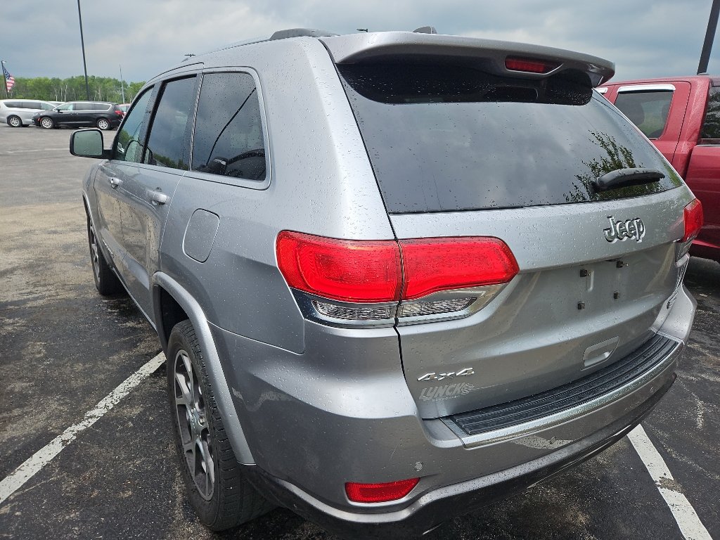 Used 2018 Jeep Grand Cherokee Limited AWD/4WD image 5