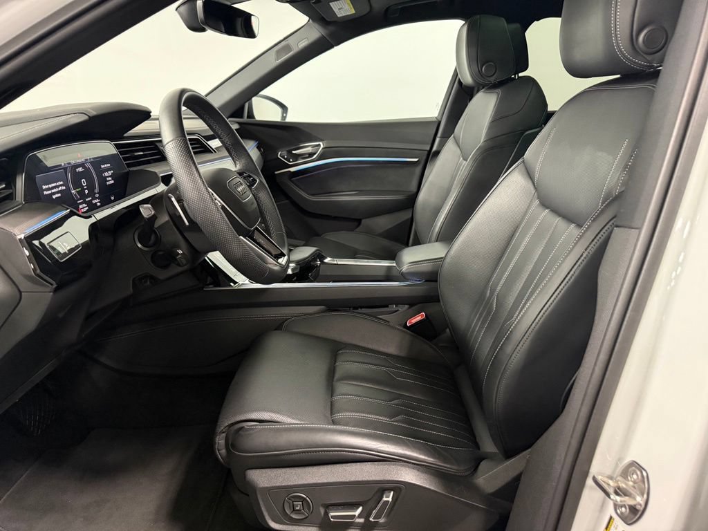 Used 2023 Audi e-tron S Premium Plus w/ Black Optic Package AWD/4WD image 9