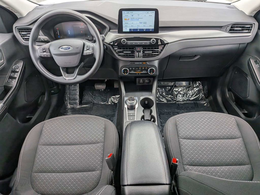 Used 2025 Ford Escape ST-Line FWD image 17