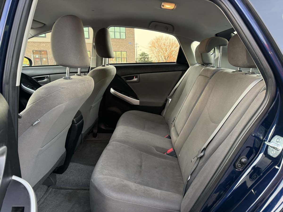 Used 2015 Toyota Prius Two image 11