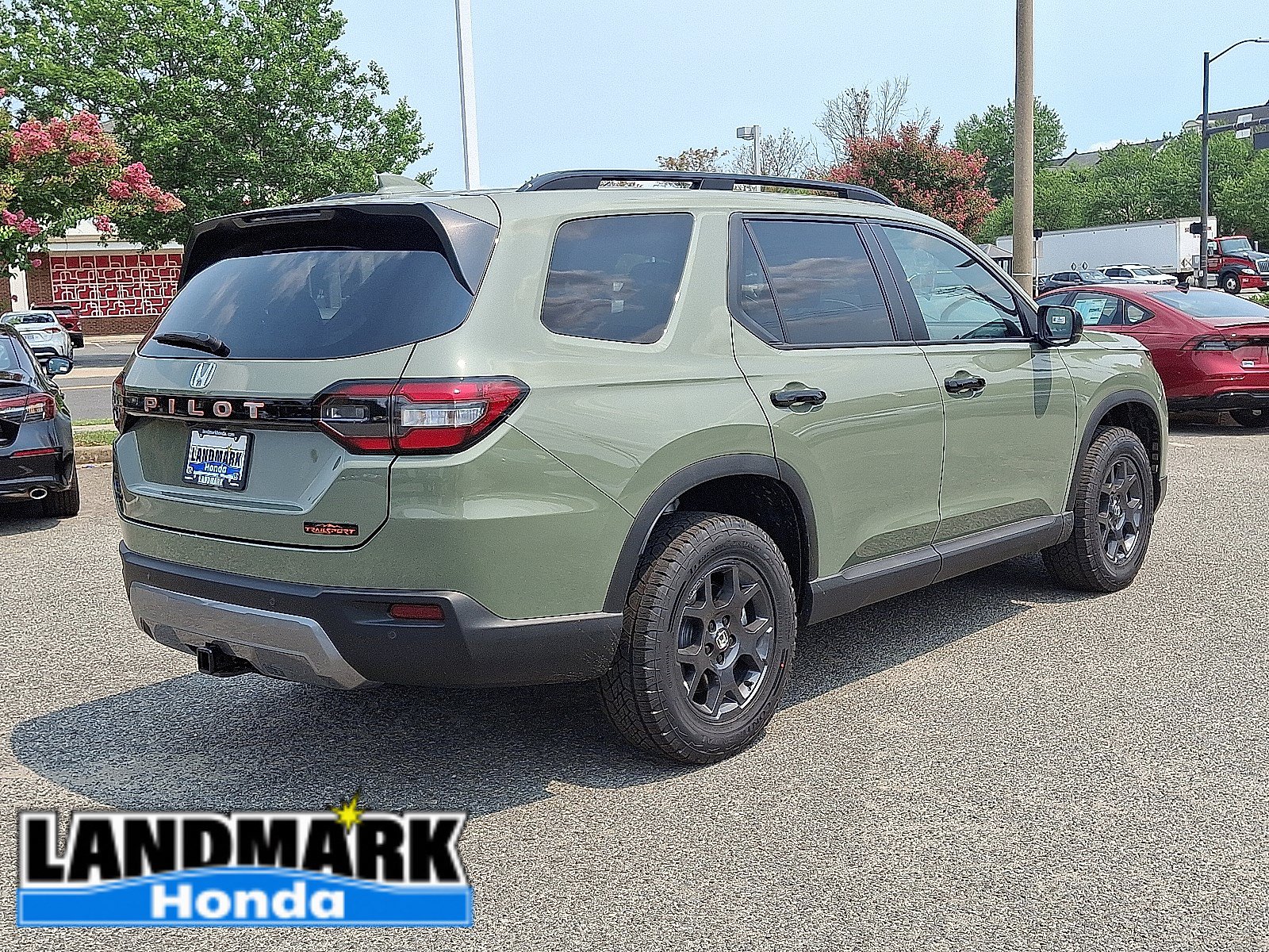 New 2026 Honda Pilot TrailSport image 3