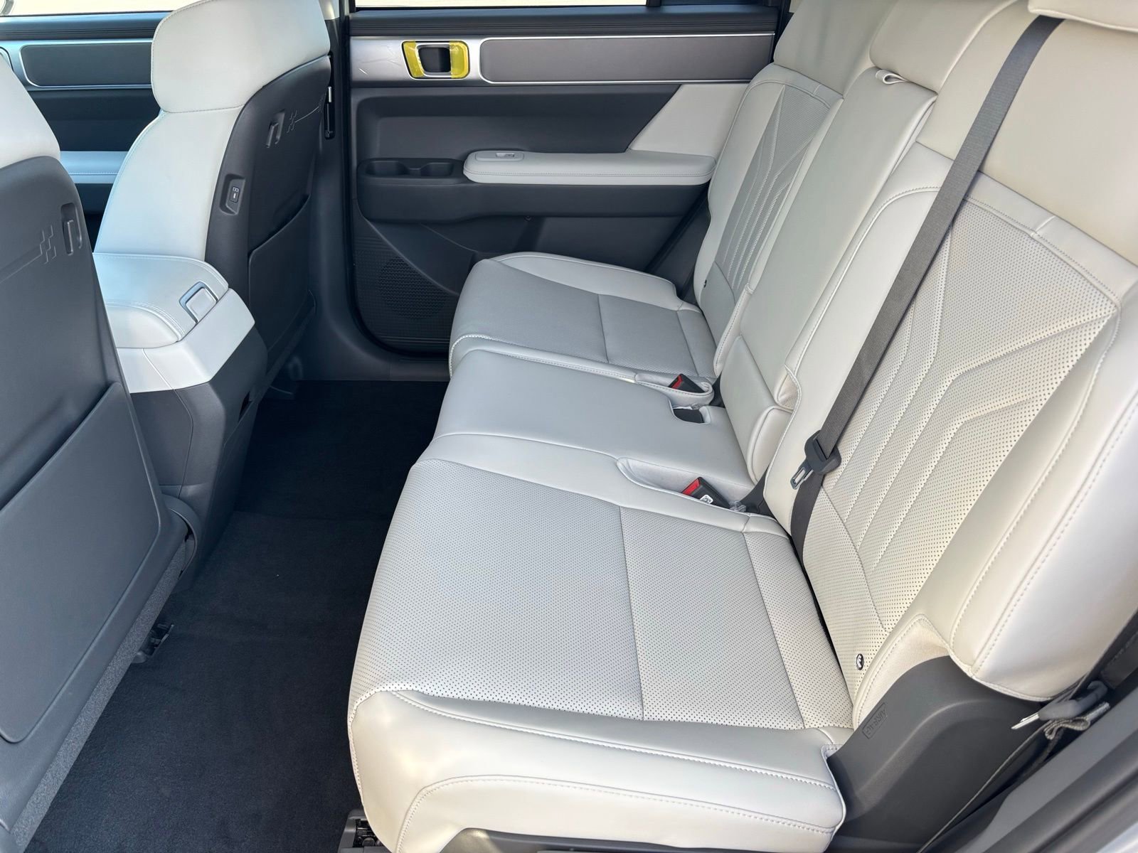 New 2026 Hyundai Santa Fe SEL FWD image 14