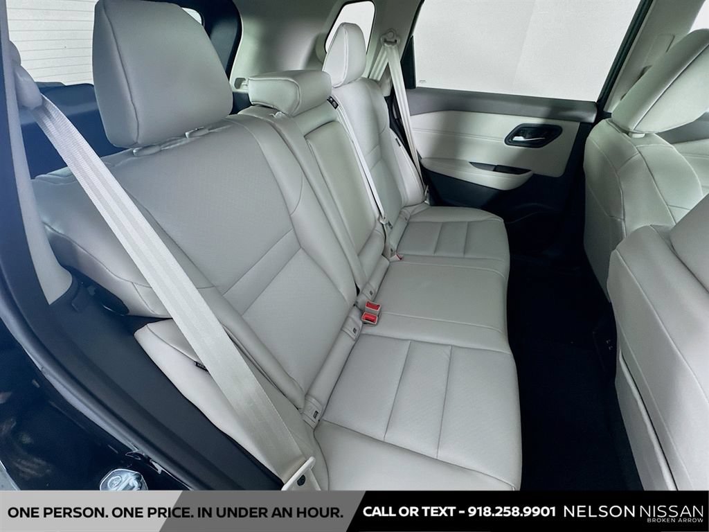 New 2026 Nissan Rogue Dark Armor FWD image 27
