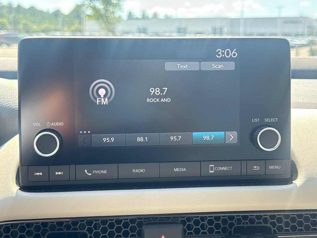 Certified 2024 Honda HR-V LX image 26