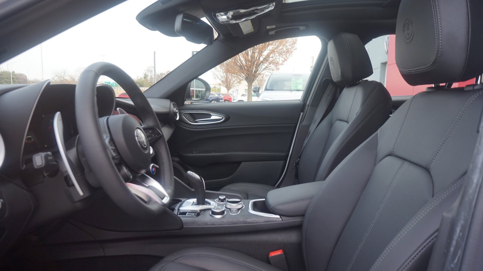 New 2024 Alfa Romeo Giulia Sprint image 14