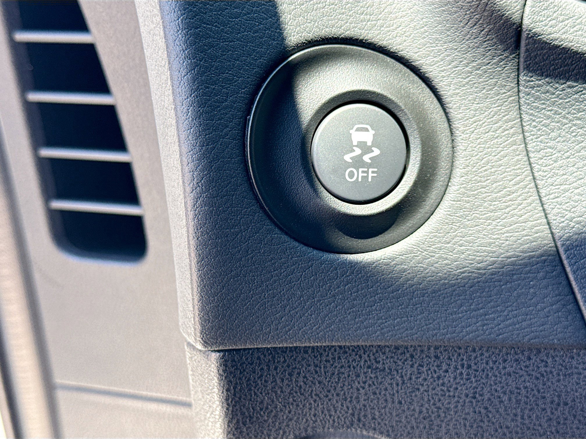 Used 2025 Nissan Z Performance w/ Floor Mat Package image 32