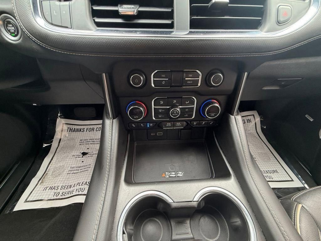 Used 2023 Chevrolet Suburban Premier AWD/4WD image 15