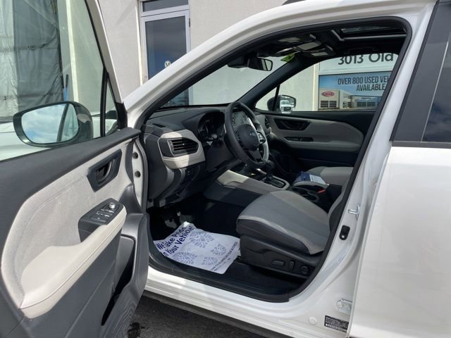Used 2025 Subaru Forester Premium image 8