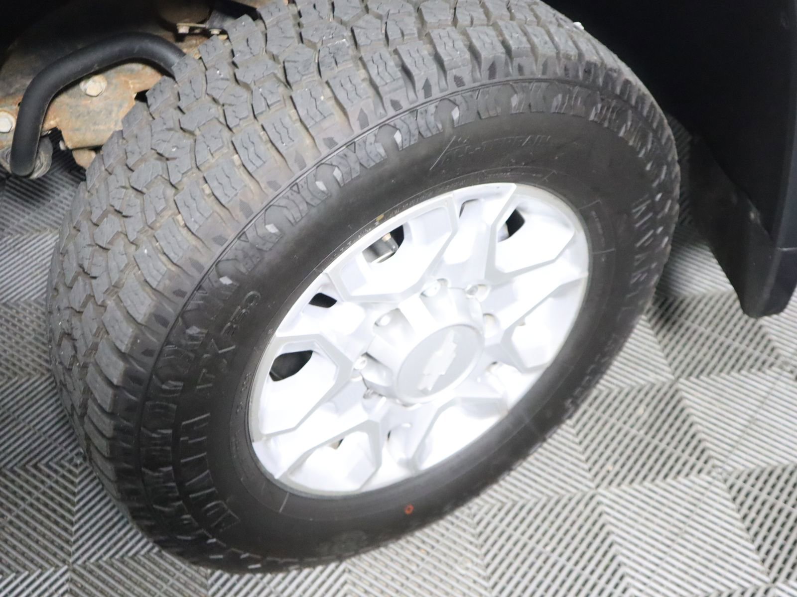 Used 2020 Chevrolet Silverado 2500 LT w/ Z71 Off-Road Package image 17