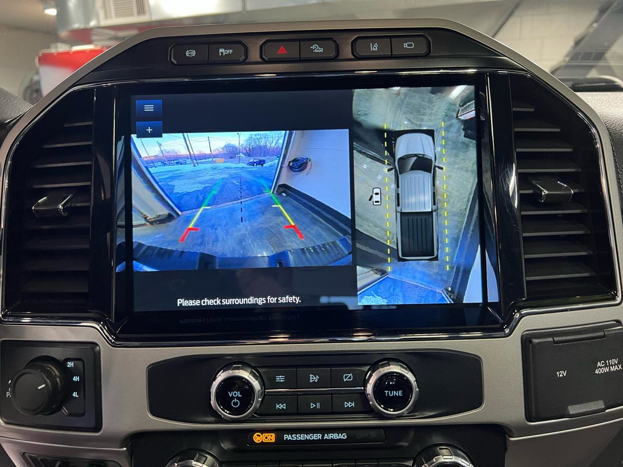 Used 2022 Ford F350 Lariat w/ Tremor Off-Road Package image 30