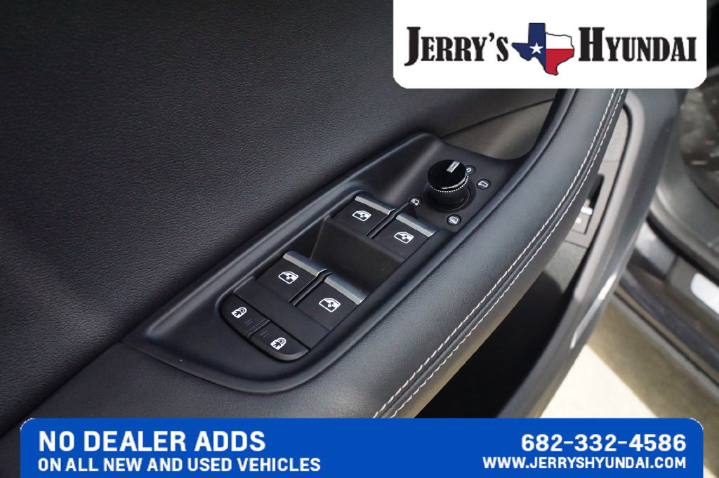 Used 2025 Audi Q8 Premium Plus AWD/4WD image 19