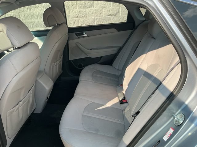 Used 2016 Hyundai Sonata SE FWD image 25