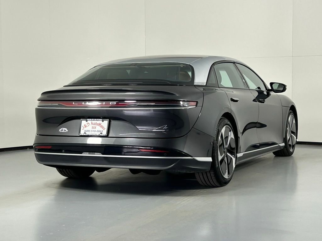Used 2023 Lucid Air Touring image 7