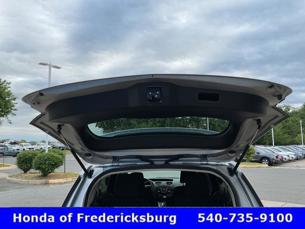 Used 2013 MAZDA MAZDA5 Touring FWD image 16