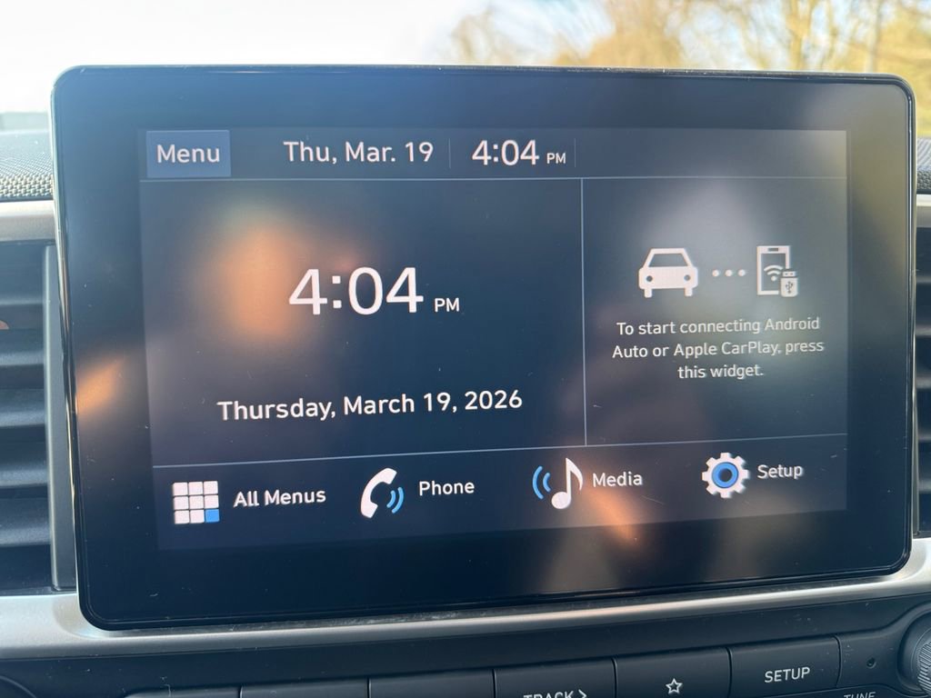 Used 2023 Hyundai Venue SEL image 22