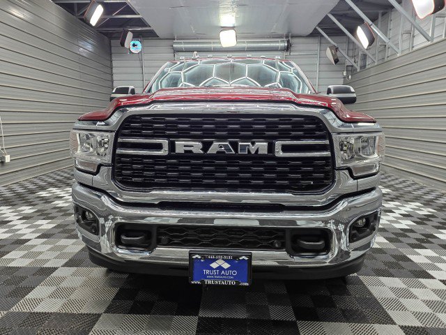 Used 2022 RAM 3500 Big Horn w/ Level C Equiment Group AWD/4WD image 4