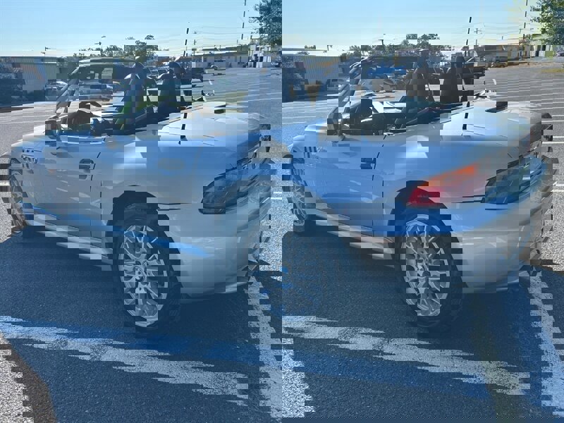 Used 1999 BMW Z3 2.5i image 5