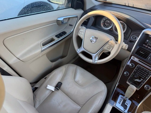Used 2012 Volvo XC60 3.2 AWD/4WD image 7