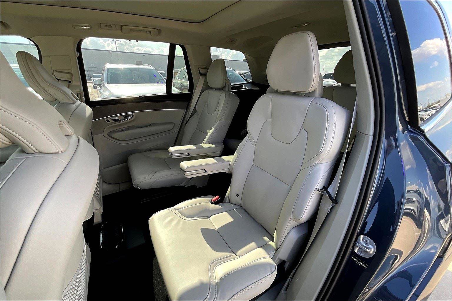 New 2026 Volvo XC90 B6 Ultra w/ Protection Package Premier image 15