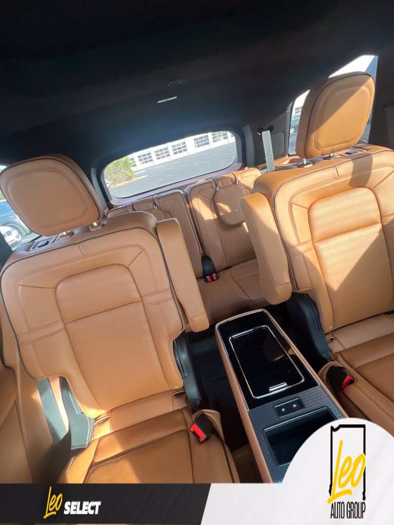 Used 2023 Lincoln Aviator Black Label w/ Dynamic Handling Package AWD/4WD image 18