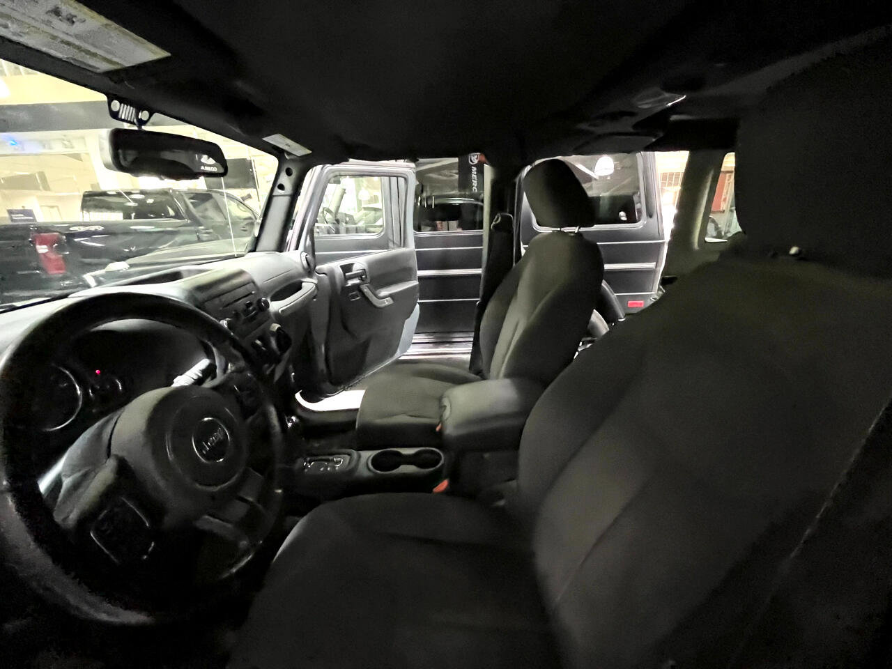 Used 2015 Jeep Wrangler Unlimited Sport w/ Quick Order Package 24S image 9