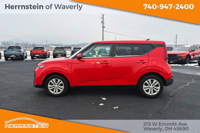 Used 2022 Kia Soul LX FWD image 4