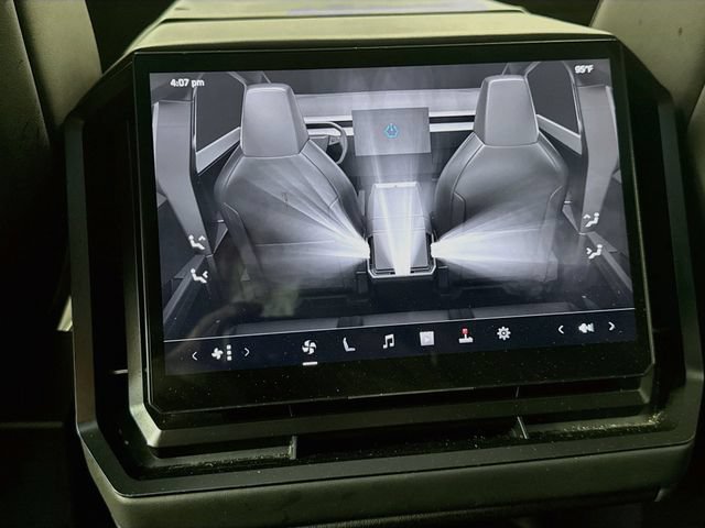 Used 2024 Tesla Cybertruck Cyberbeast AWD/4WD image 24