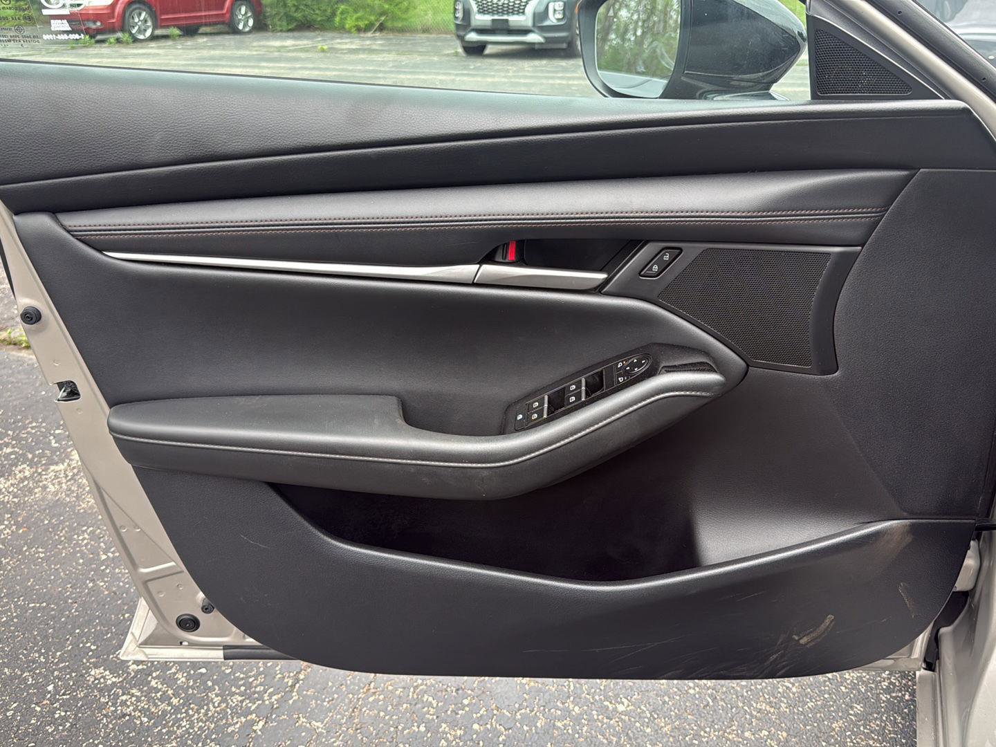 Used 2024 MAZDA MAZDA3 s FWD image 12