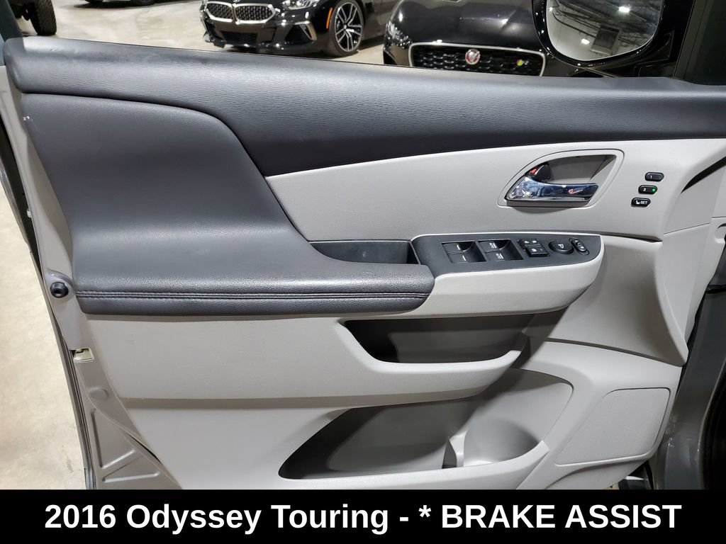 Used 2016 Honda Odyssey Touring image 8