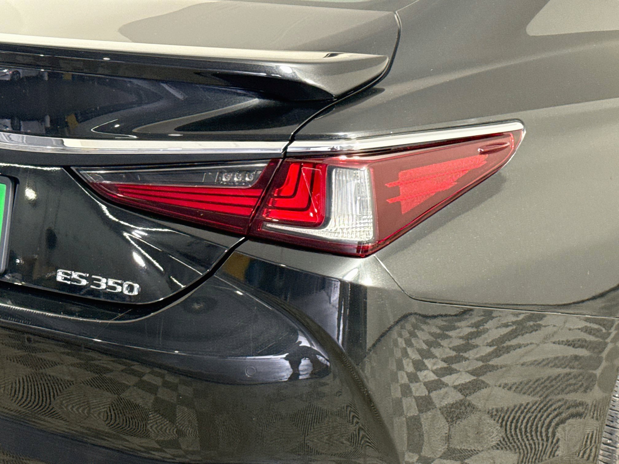 Used 2022 Lexus ES 350 w/ Premium Package FWD image 34