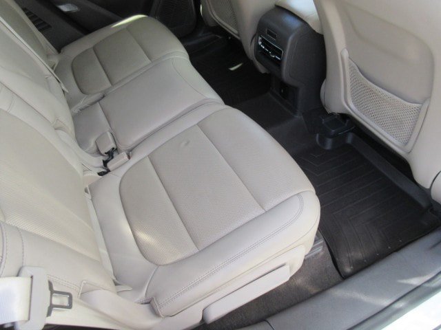 Used 2022 Lincoln Corsair Reserve w/ Elements Package FWD image 19