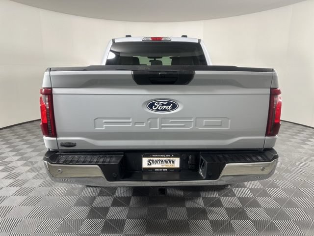 Used 2025 Ford F150 XLT w/ Equipment Group 301A Standard AWD/4WD image 4