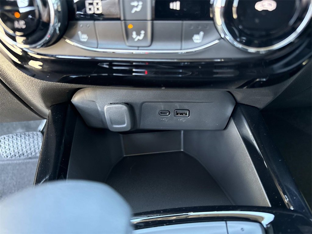 New 2026 Chevrolet Trax LT image 20