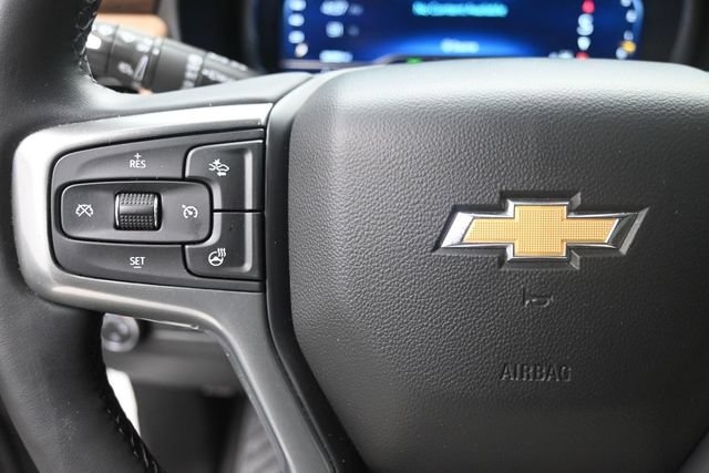Used 2023 Chevrolet Tahoe Premier w/ Premium Package AWD/4WD image 15