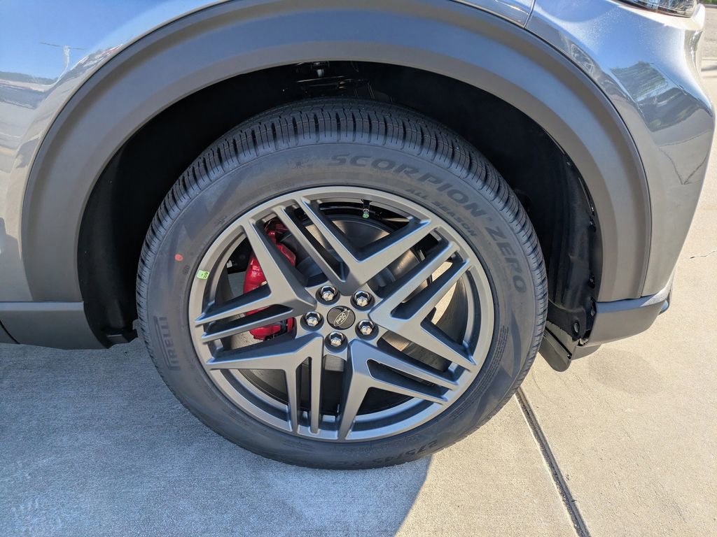 New 2026 Ford Explorer ST-Line image 10