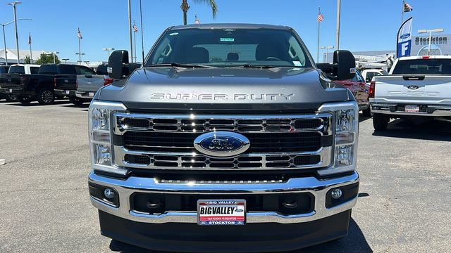 New 2026 Ford F250 XLT w/ FX4 Off-Road Package AWD/4WD image 8