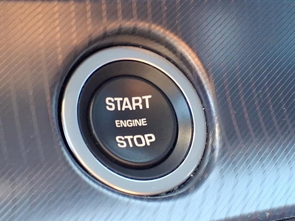 Used 2018 Jaguar F-TYPE R-Dynamic image 19