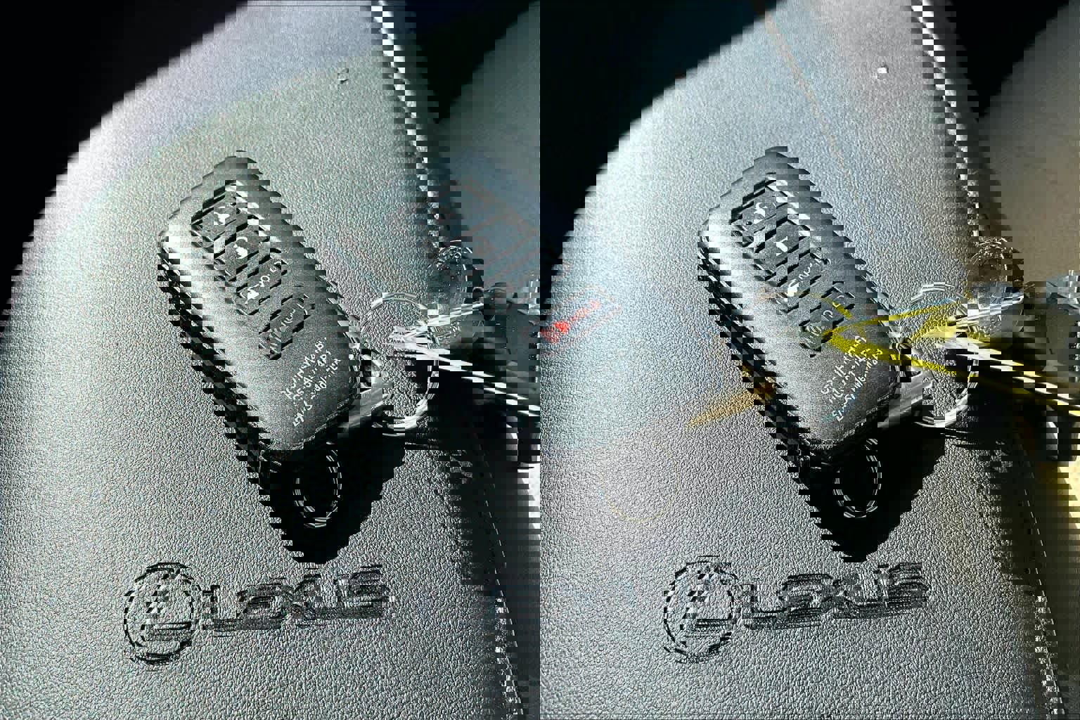 Used 2022 Lexus RX 450hL Luxury w/ Cold Area Package (CT) image 30