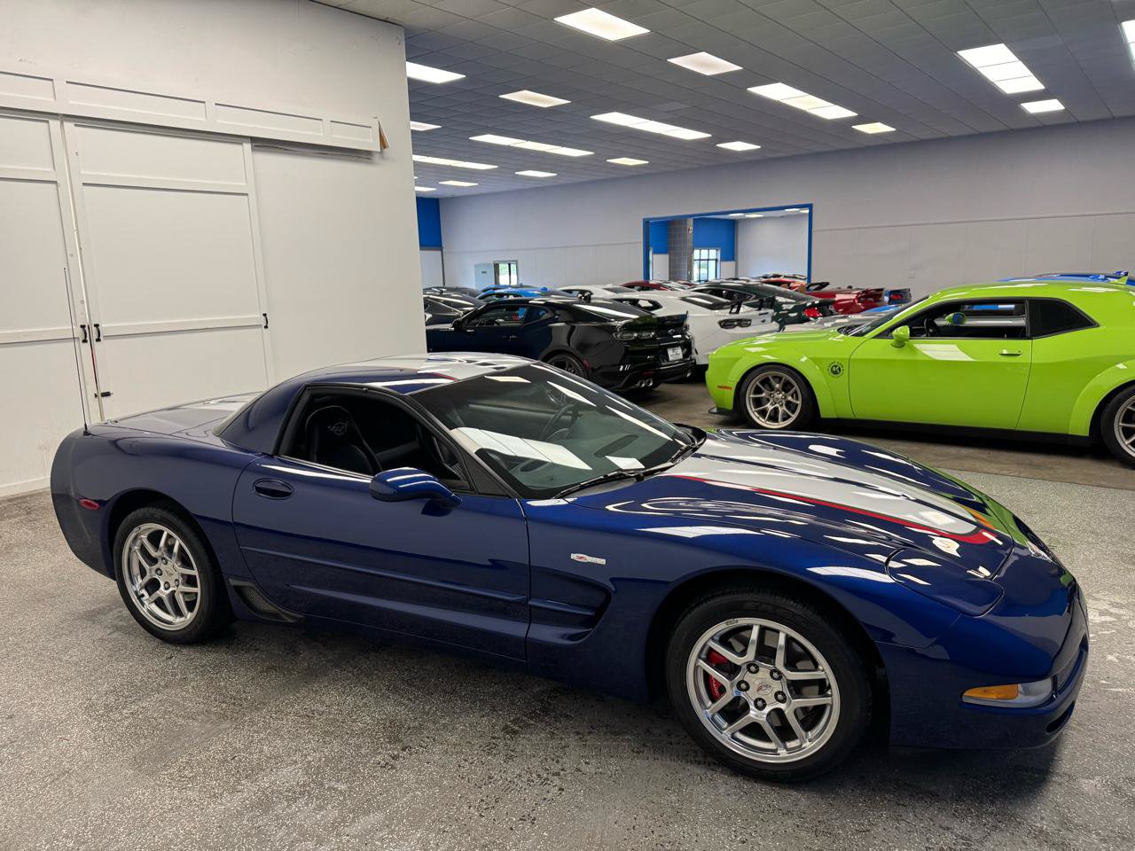 Used 2004 Chevrolet Corvette Z06 w/ Z06 Preferred Equipment Group RWD image 7